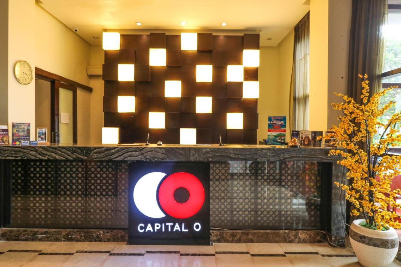 Capital O 2114 Grand Jimbaran Boutique Hotel Экстерьер фото