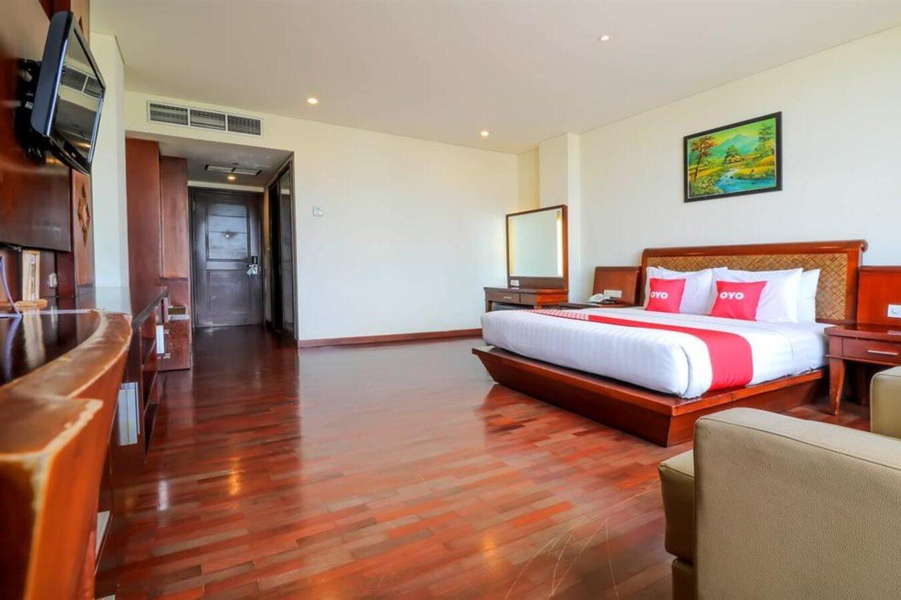 Capital O 2114 Grand Jimbaran Boutique Hotel Экстерьер фото