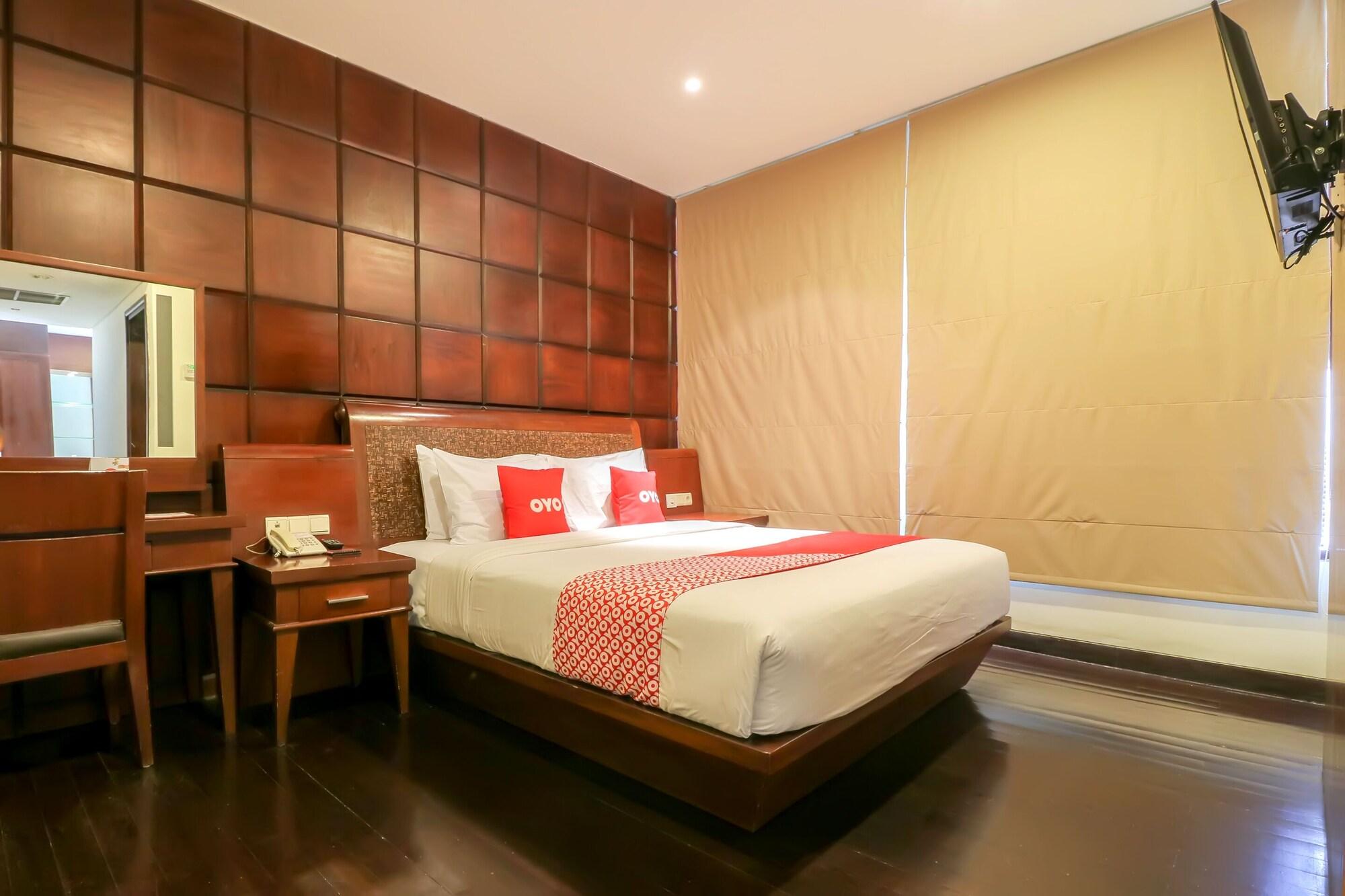 Capital O 2114 Grand Jimbaran Boutique Hotel Экстерьер фото