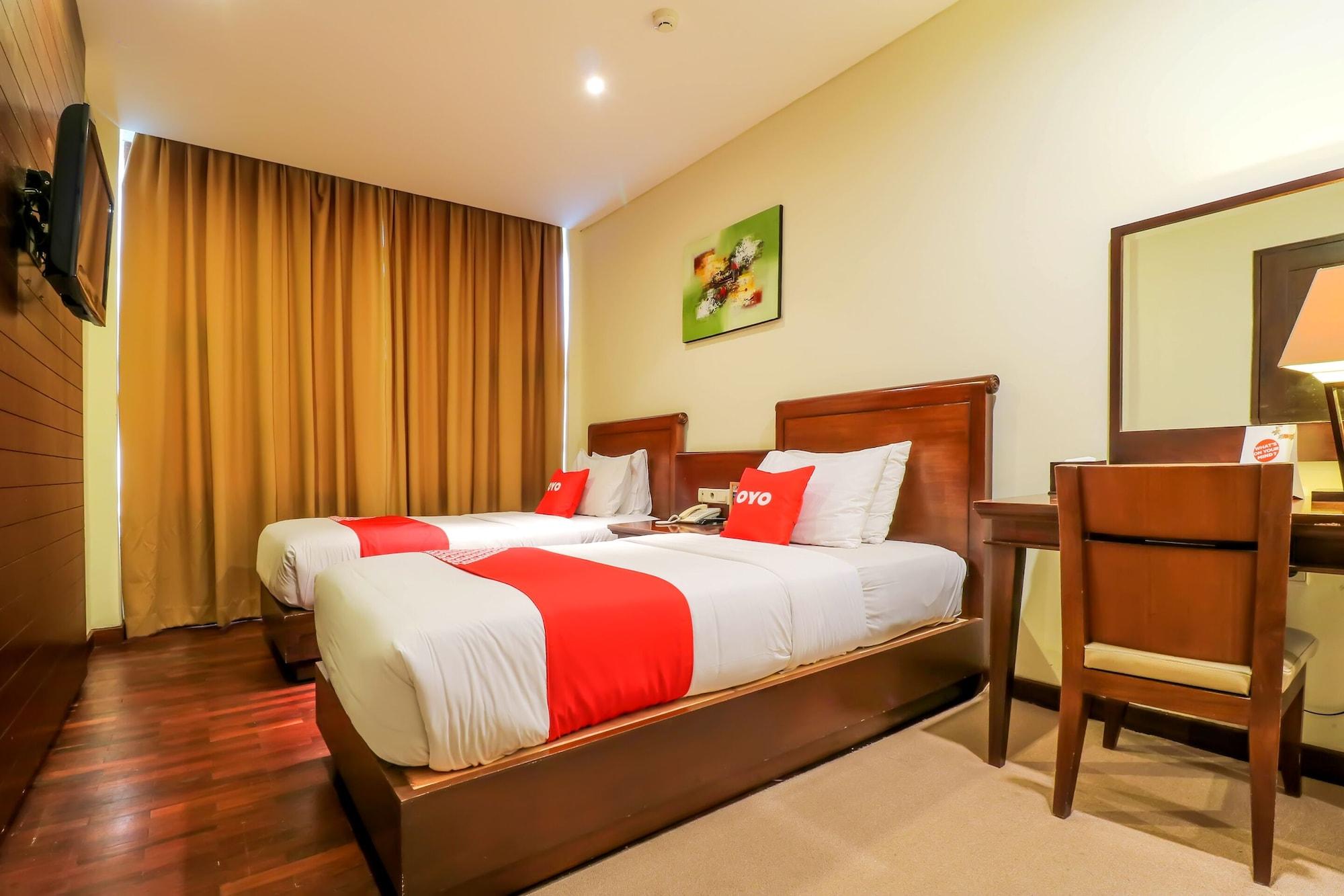 Capital O 2114 Grand Jimbaran Boutique Hotel Экстерьер фото