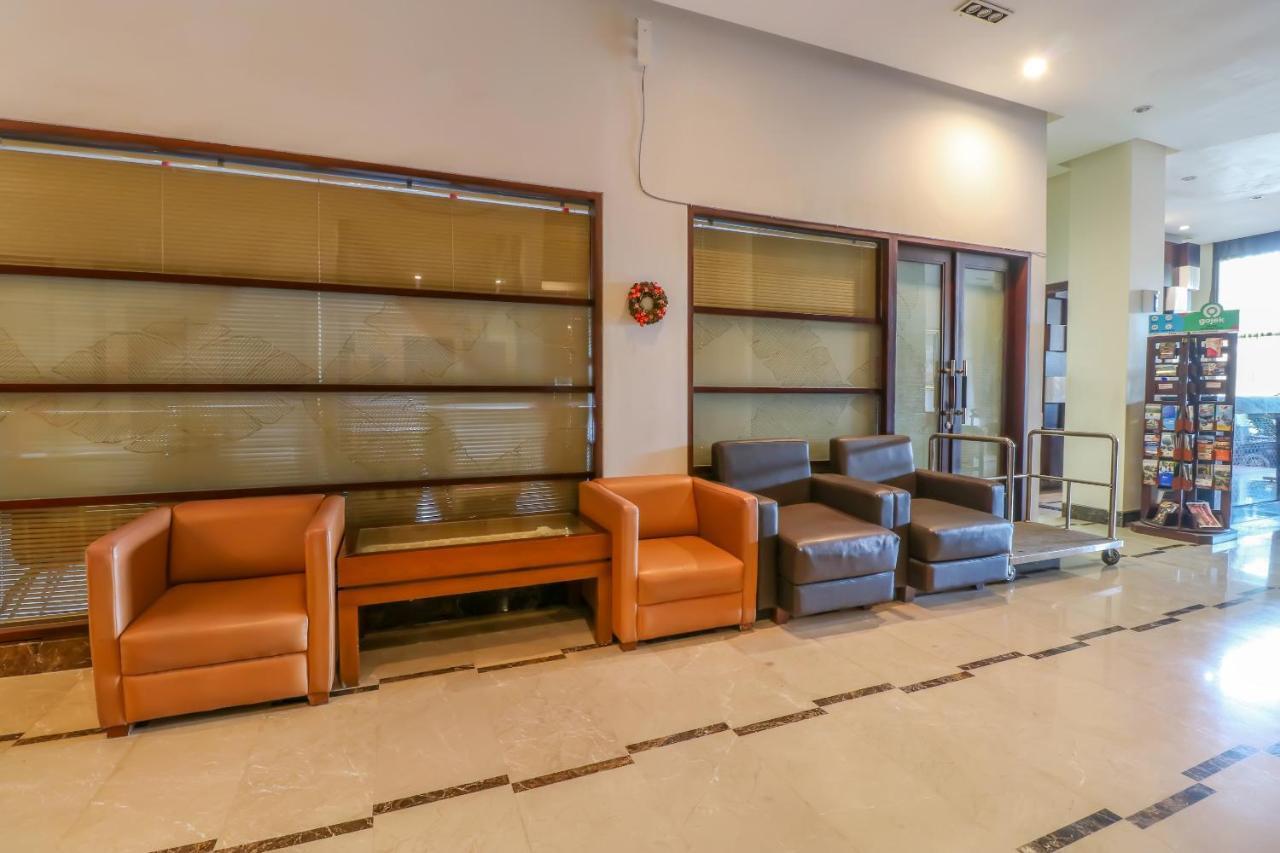 Capital O 2114 Grand Jimbaran Boutique Hotel Экстерьер фото